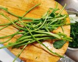 Hình bước làm 1 của món Canh mồng tơi cua đồng