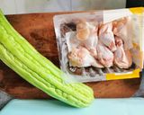 รูปขั้นตอนการทำที่ 2 ของ ไก่ตุ๋นมะระ