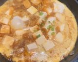 A picture of step 4 of Tofudon (tofu rice bowl).