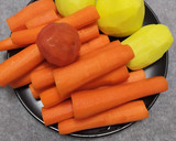 Foto del paso 1 de la receta: Crema casera de zanahorias