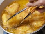 Pisang goreng + sambal roa = yummy
