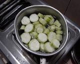 Foto langkah ke 1 dari resep Sayur oyong endolita.