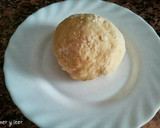 Foto del paso 2 de la receta: Coca de beicon, pimientos, cebolla y alcaparras
