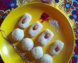 कच्चे नारियल लड्डू (Kachhe Nariyal Laddu recipe in Hindi) रेसिपी चरण 7 फोटो