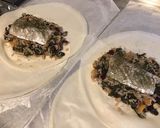 Une image de l'étape 9 de Dos de cabillaud en croûte au riz blettes et fruits secs.