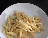 Foto langkah ke 1 dari resep Chicken French fries teriyaki.