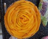 A picture of step 8 of Mango flower tart.