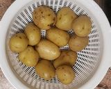Foto del paso 2 de la receta: Papas Aliñas Gaditanas