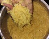 A picture of step 5 of Aloo ke Lacchedhar pakore.