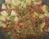 A picture of step 8 of Cheese & veggies sandwiches.