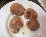 Foto del paso 2 de la receta Medallones de Solomillo con cebolla y manzana caramelizadas