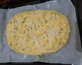 Foto langkah ke 5 dari resep Cheesy garlic bread (by yackikuka).
