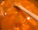 Une image de l'étape 2 de Ma petite soupe crevettes /coco façon thaï.