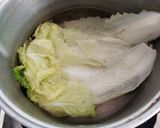 Foto langkah ke 1 dari resep Sawi roll isi ayam.