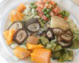 A picture of step 1 of Seven Veggie Koottu (stew).