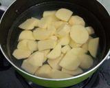 Foto langkah ke 2 dari resep Stik Kentang Keju.