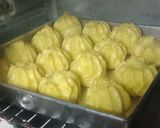 Foto langkah ke 3 dari resep Kue soes isi vla.