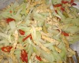 Foto langkah ke 5 dari resep Tumis labu siam.