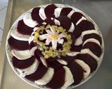 Une image de l'étape 6 de Salade de betteraves rouges et mozzarella di buffala aux cacahuètes et citron confit.