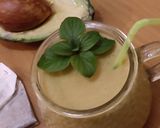 Φωτογραφία βήματος 3 της συνταγής Smoothie πράσινο τσάι και αβοκάντο