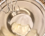 Foto del paso 2 de la receta: Pastel con glaseado “crema de almendras” (Cake with “almond cream” icing)