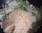Foto langkah ke 6 dari resep Mie Telur Simpel.