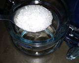 A picture of step 2 of Detox water.