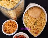 A picture of step 4 of Sukhi Bhel.