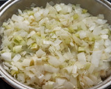 Foto del paso 2 de la receta: Crema de puerros con albóndigas