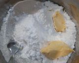 Foto langkah ke 1 dari resep Donat putih telur.