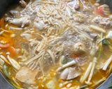 Gambar langkah 6 resipi Tomyam Campur.