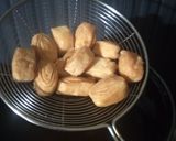 A picture of step 9 of Chitti Kaaja.