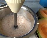 A picture of step 3 of Maskmelon juice.