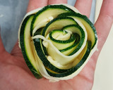 Foto del paso 4 de la receta: Flores de calabacín y queso de cabra