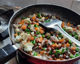 A picture of step 2 of Oats vegetables innovative upma.