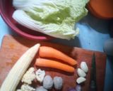 Foto langkah ke 1 dari resep Capcay bakso.