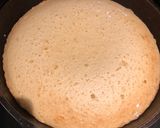 A picture of step 5 of Vanilla cake.