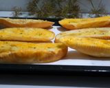 Hình bước làm 4 của món Bánh Mì Bơ Tỏi
