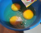 Foto langkah ke 2 dari resep Orak-Arik Telur Bakso.