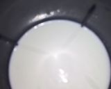 A picture of step 2 of Banana apple shake🍌🍒.