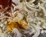 प्याज़ के पकौड़े (pyaz ke pakode recipe in Hindi) रेसिपी चरण 2 फोटो