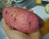 Foto del paso 1 de la receta: Batata/camote/boniato relleno de salteado de vegetales🍠🥦🧅🌶️