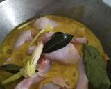 Foto langkah ke 2 dari resep Ayam kuah kuning.