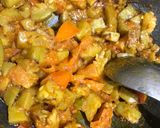 A picture of step 4 of Bottle gourd tomato curry.