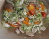 Foto langkah ke 3 dari resep 32. Cah Sawi Bakso.