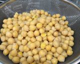Hình bước làm 1 của món Chè Đậu Gà