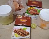 A picture of step 1 of Bihari Chicken.