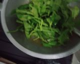 Foto langkah ke 3 dari resep Kangkung Pedas.