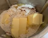 Foto del paso 3 de la receta Galletas de mantequilla para la `Red Party’ de la guardería de Mateo