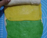 Foto langkah ke 8 dari resep (Sourdough Discard) Rainbow Mantau.